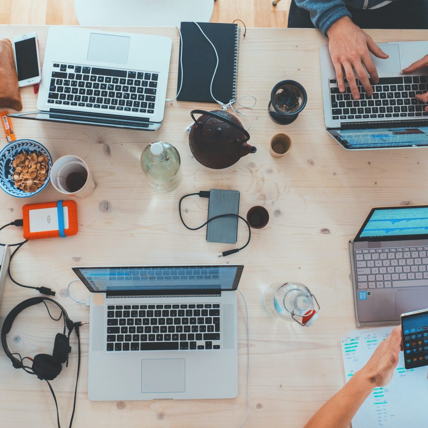 Service providers_agencies_tech_companies_KAM
